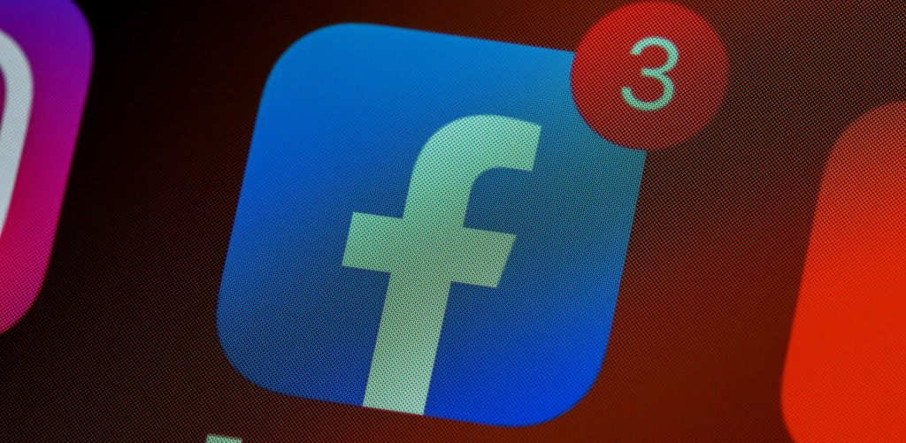 How to Add a Donate Button on Facebook and Grow Your Fundraising