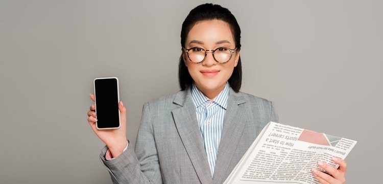 Print vs Digital Nonprofit Marketing: Which is Best for You?