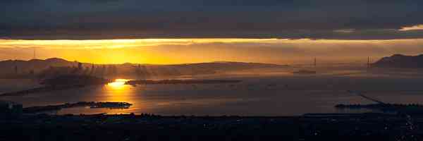 Sunset over San Francisco Sunset over San Francisco, (c) Fertile Photography